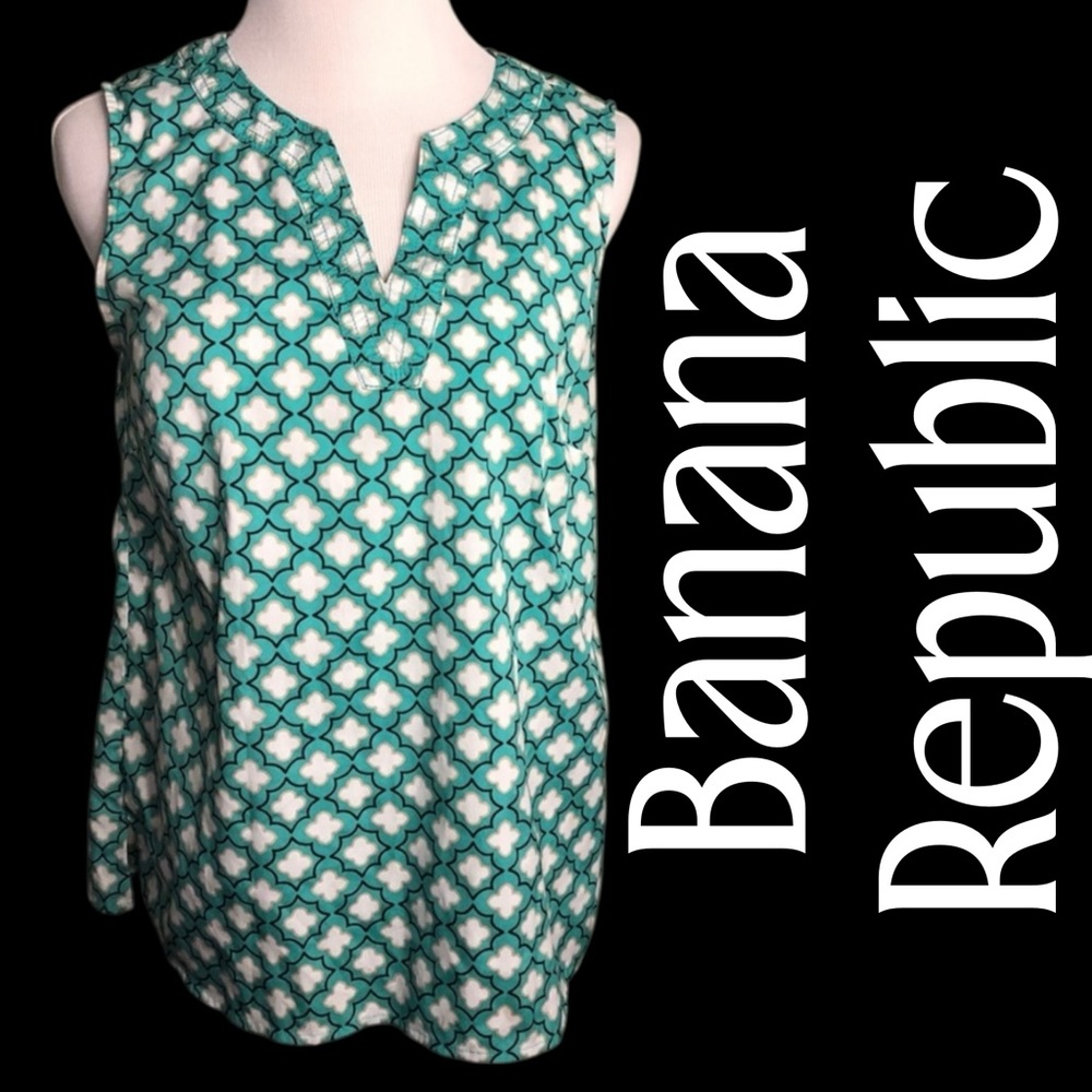 S Banana Republic sleeveless shirt